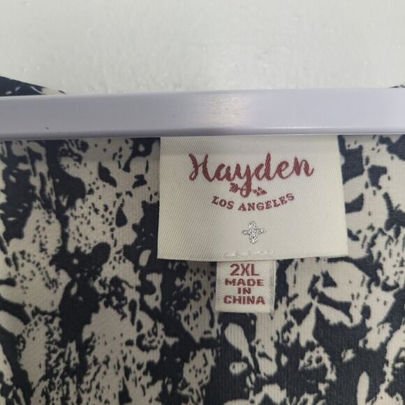 Hayden black cream abstract print tassel dolmen sleeve plus size top - Picture 4 of 6